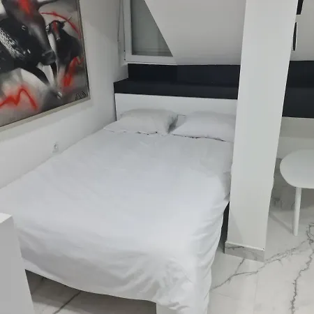River Side Suites 贝尔格莱德 外观 照片